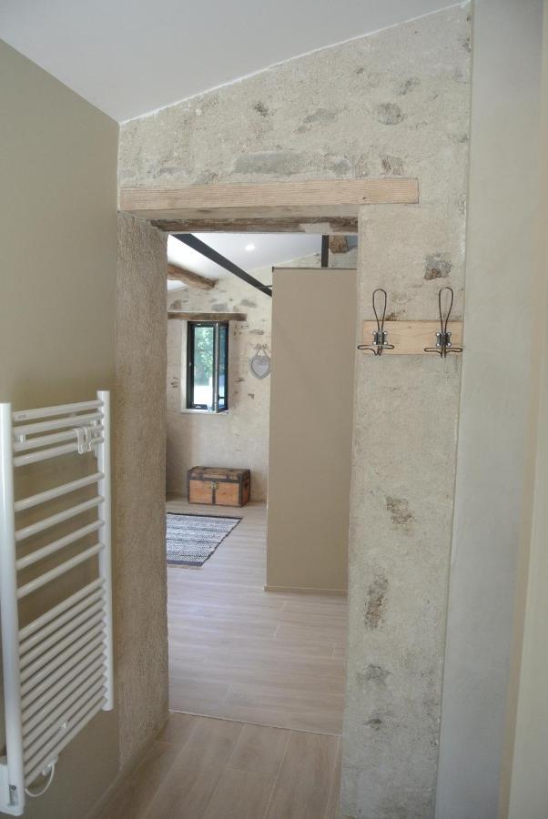 Les Epis Du Vent Bed and Breakfast Adilly Buitenkant foto