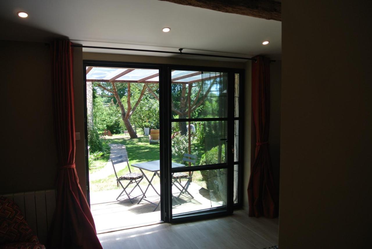 Les Epis Du Vent Bed and Breakfast Adilly Buitenkant foto