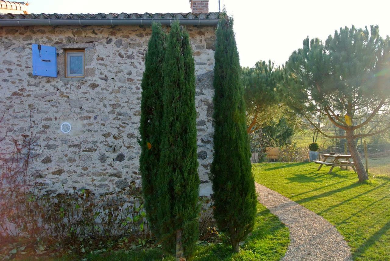 Les Epis Du Vent Bed and Breakfast Adilly Buitenkant foto