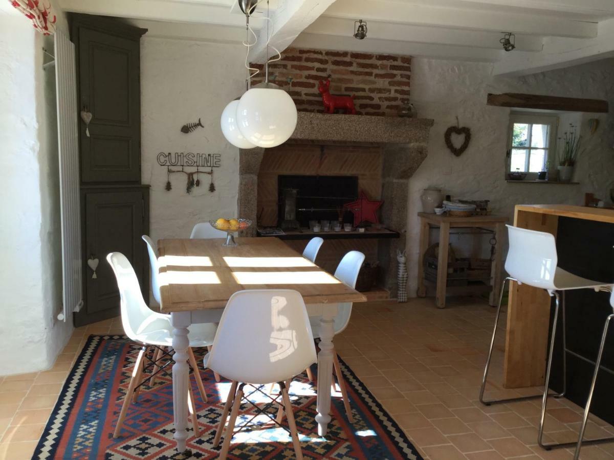 Les Epis Du Vent Bed and Breakfast Adilly Buitenkant foto