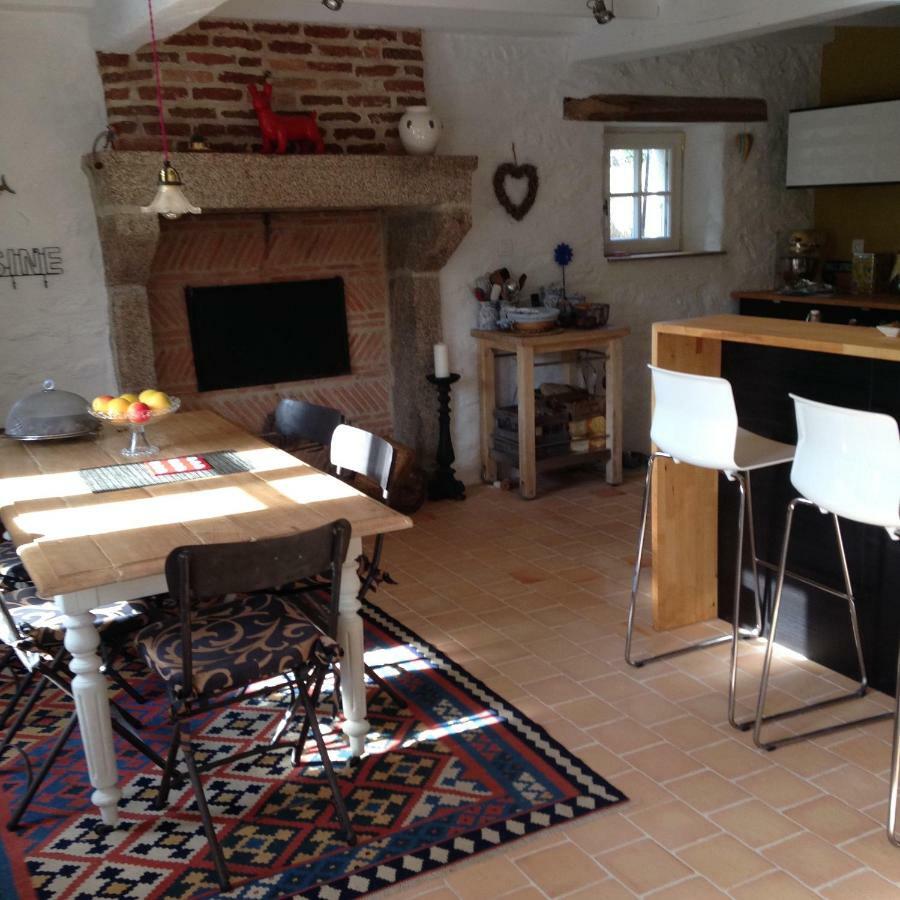 Les Epis Du Vent Bed and Breakfast Adilly Buitenkant foto