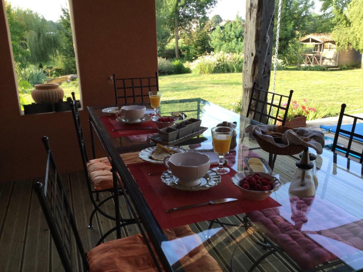 Les Epis Du Vent Bed and Breakfast Adilly Buitenkant foto