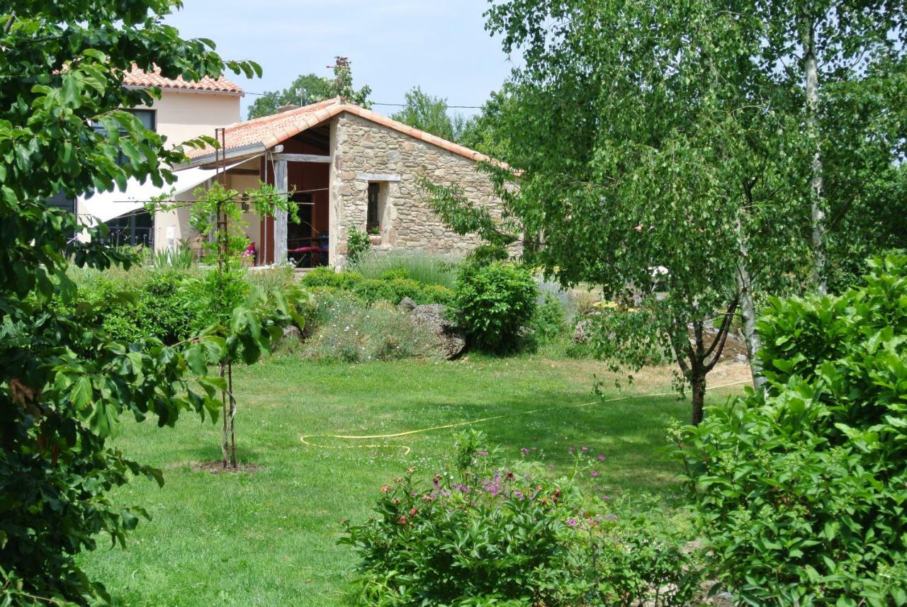 Les Epis Du Vent Bed and Breakfast Adilly Buitenkant foto
